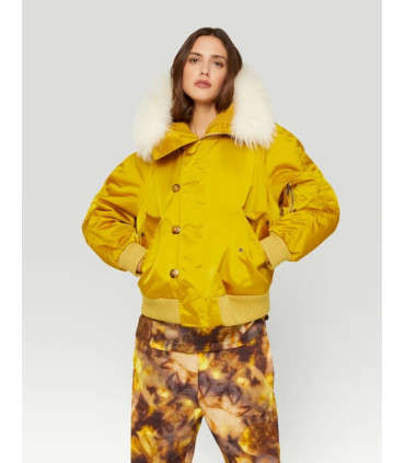 Bomber 